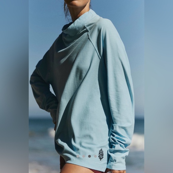 NWT FP Movement by Free People Restoration Layer - Picture 2 of 6